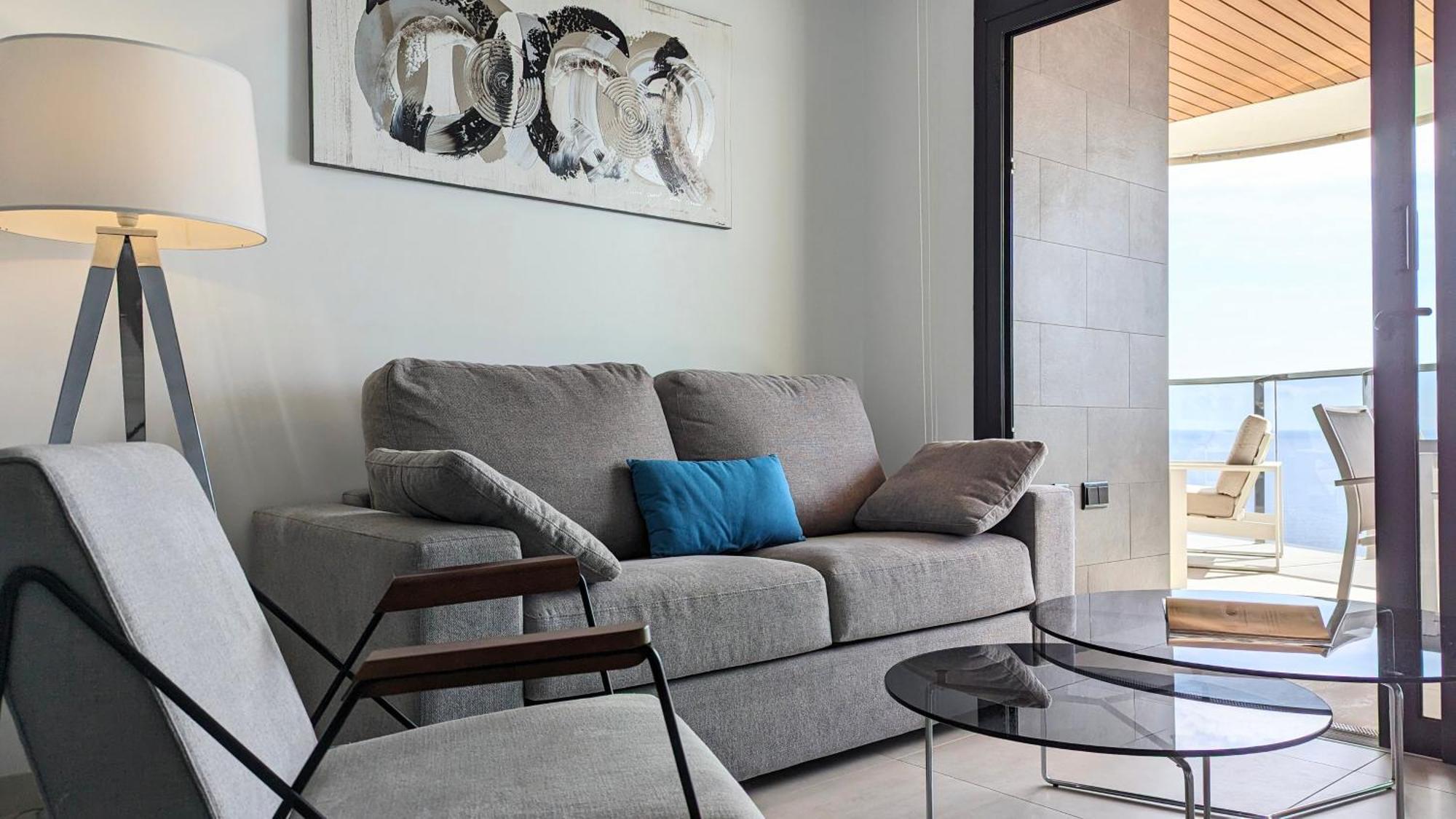 Sunset Waves Luxury Apartment เบนิดอร์ม ภายนอก รูปภาพ