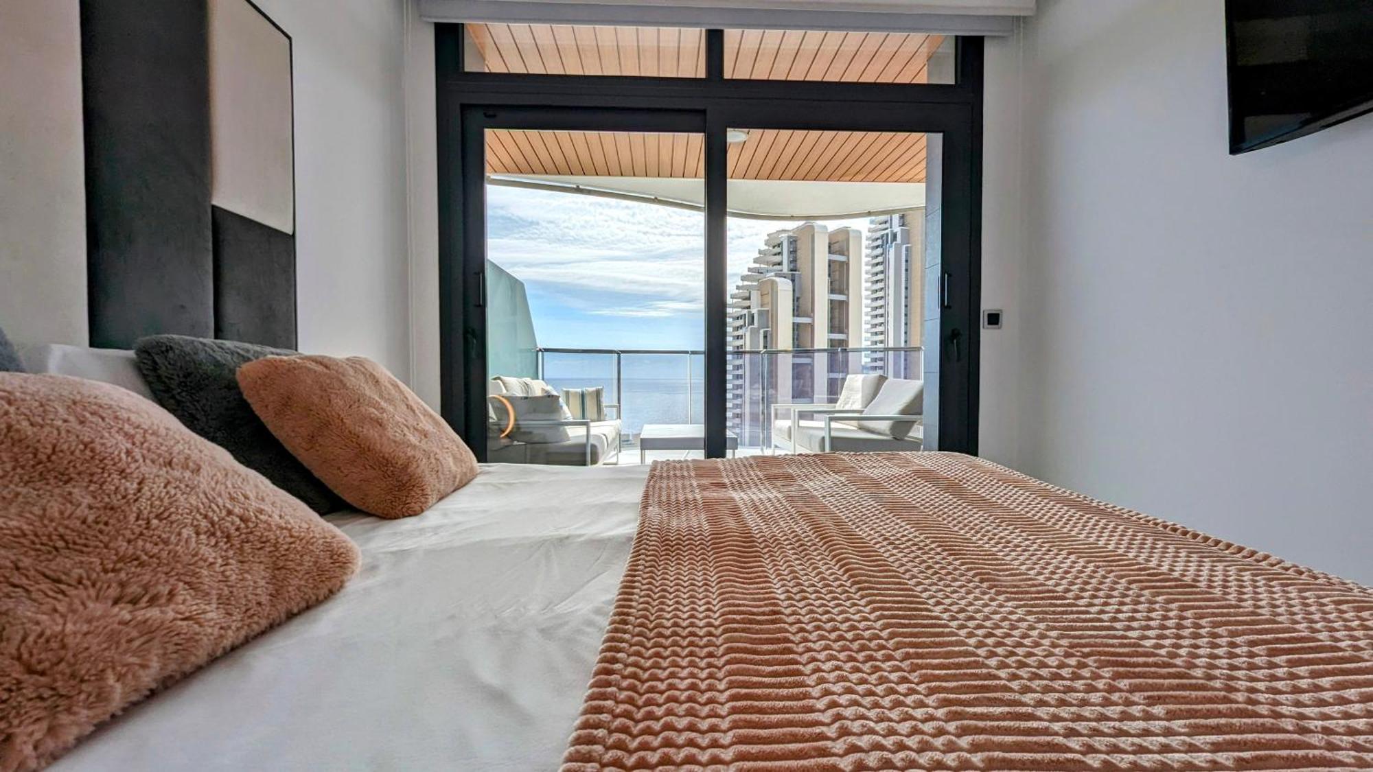 Sunset Waves Luxury Apartment เบนิดอร์ม ภายนอก รูปภาพ